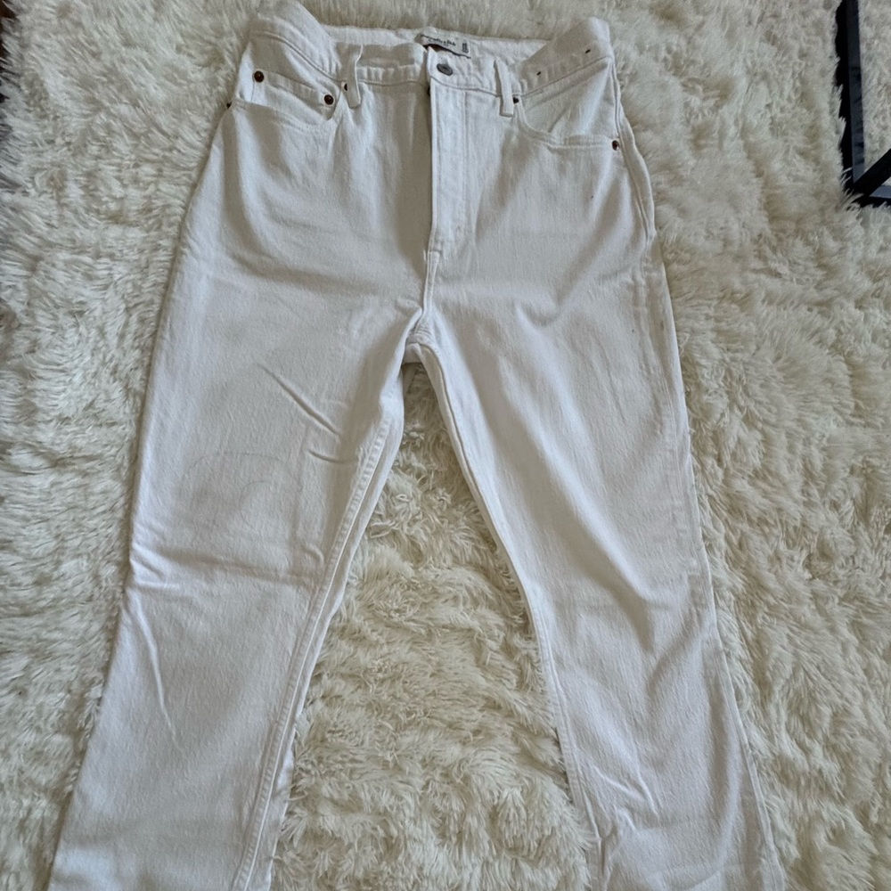 Abercrombie & Fitch White Women Jeans